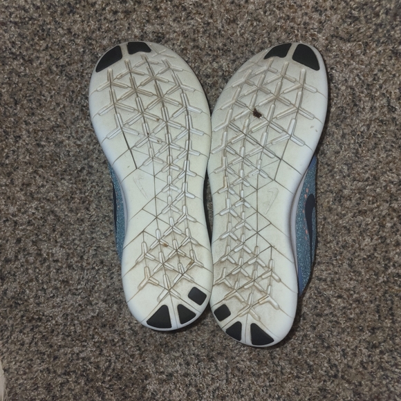 Nike Free RN - Picture 7 of 11